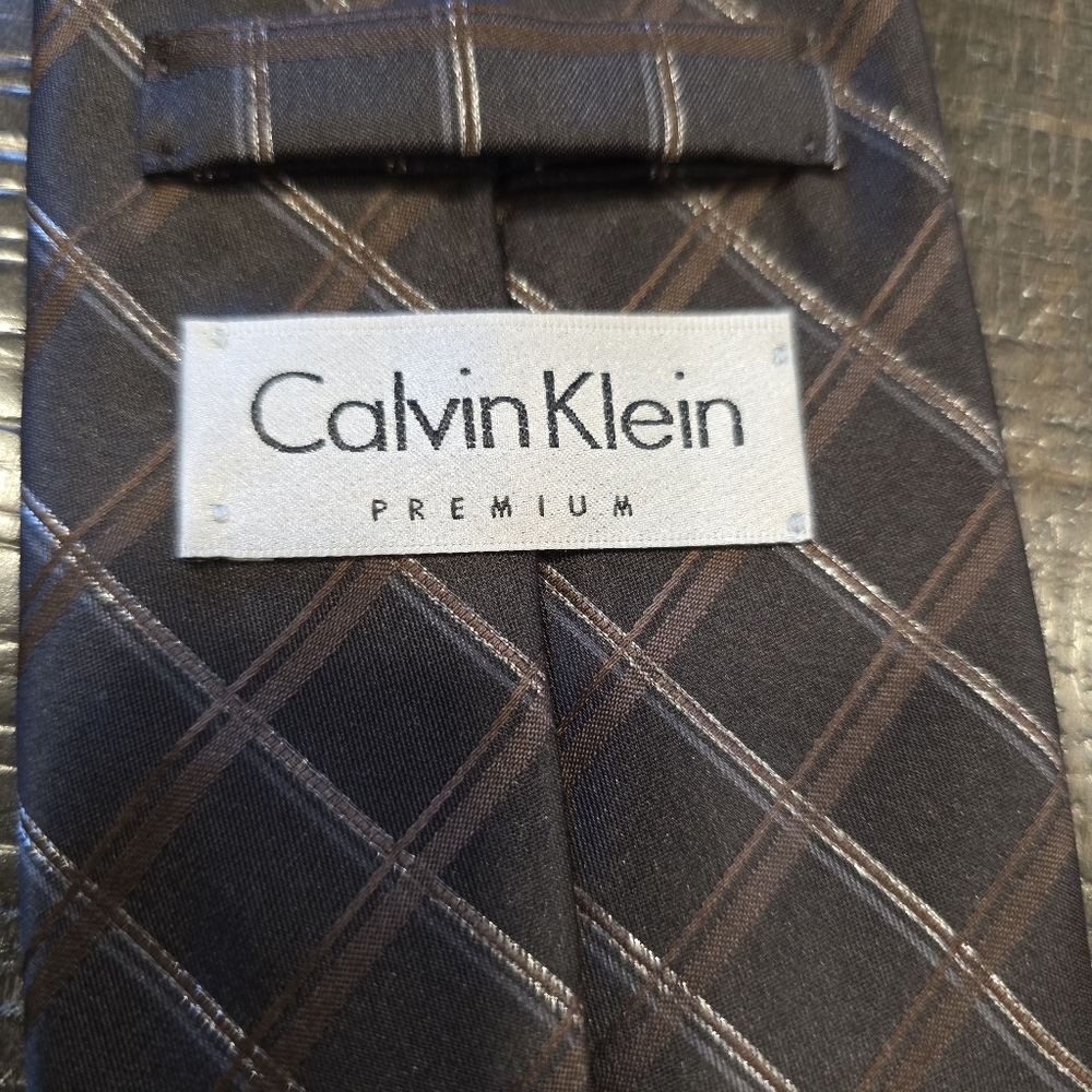 Calvin Klein Premium Plaid Tie